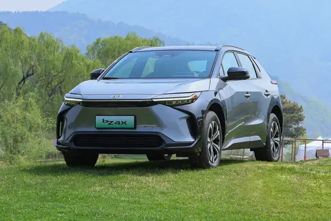 Toyota finally admits: Our electric cars failed!